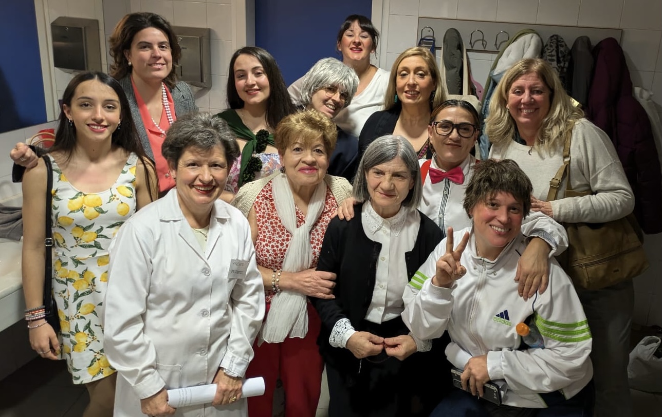 Enebrando calienta motores para un verano de teatro y cultura rural